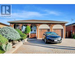 5 BYWORTH BOULEVARD, Toronto, Ontario
