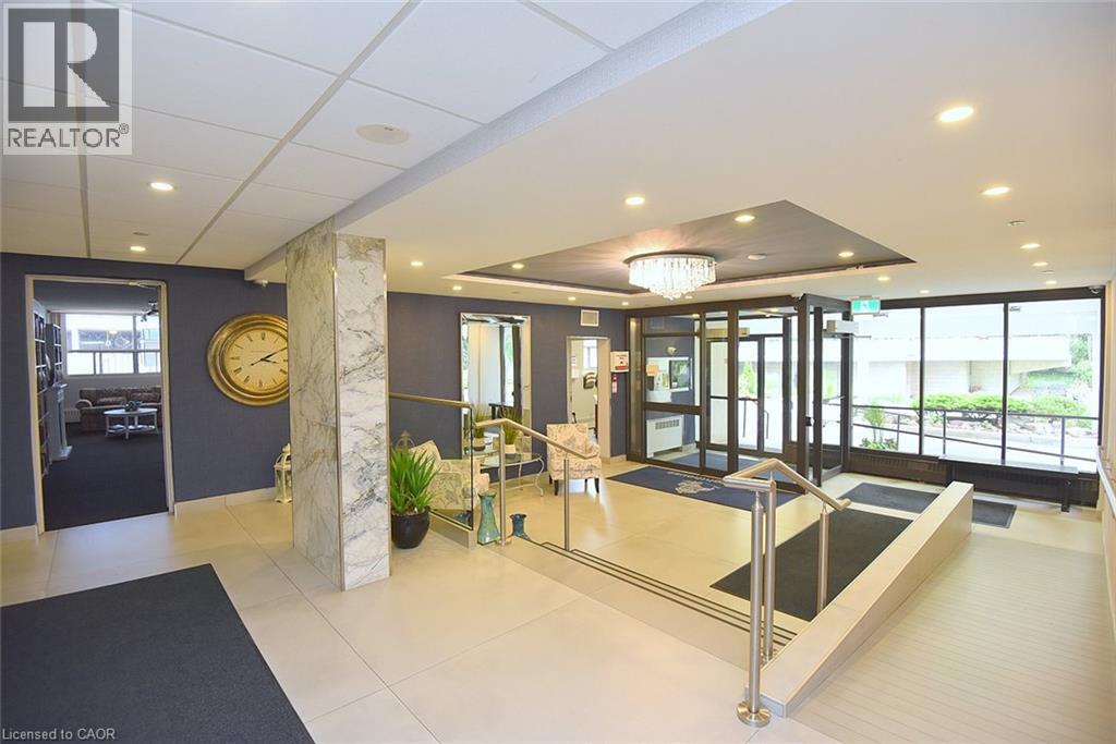 2263 Marine Drive Unit# 401, Oakville, Ontario  L6L 5K1 - Photo 28 - 40852351