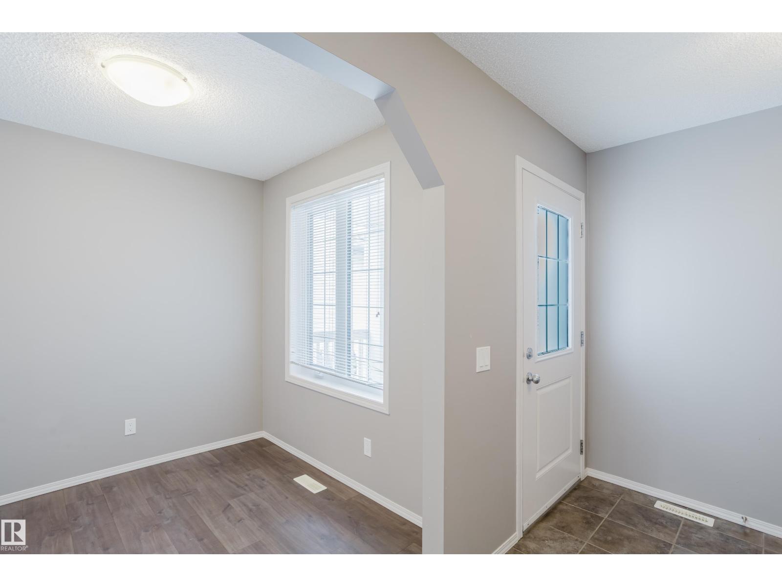 14009 164 Av NW, Edmonton, Alberta  T6V 0K6 - Photo 2 - E4501759