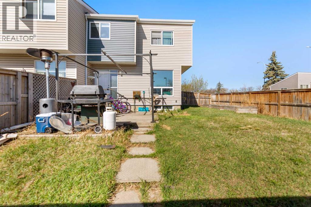 10, 5425 Pensacola Crescent SE, Calgary, Alberta T2A 2G7 - Photo 4 - A2309647