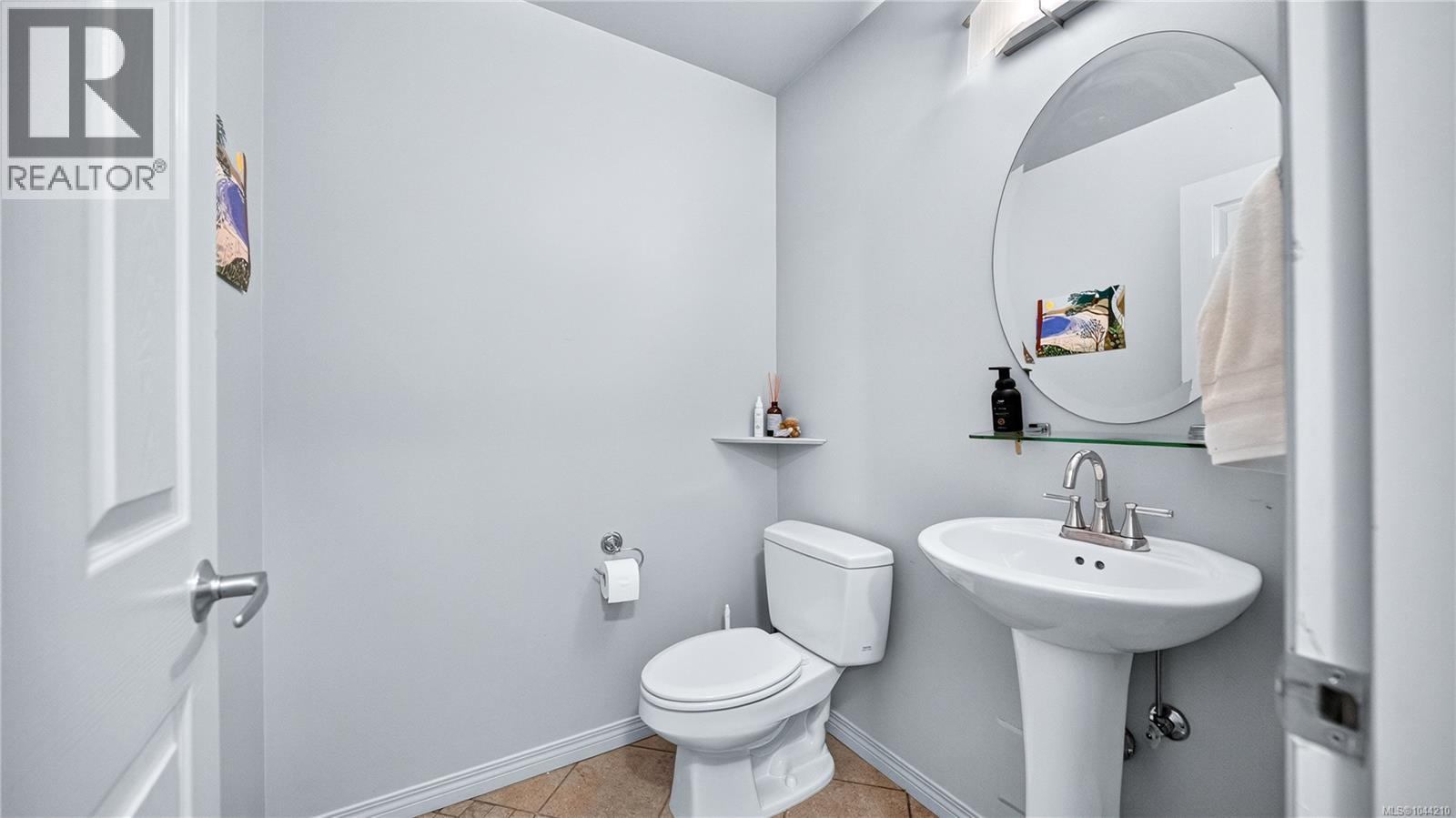 701 860 View St, Victoria, British Columbia  V8W 3Z8 - Photo 14 - 1044210