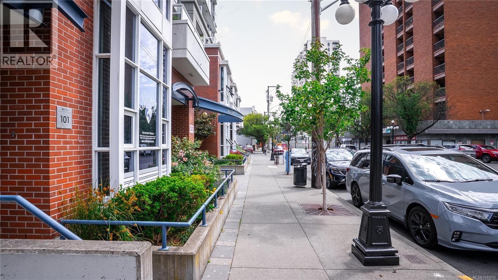 701 860 View St, Victoria, British Columbia  V8W 3Z8 - Photo 53 - 1044210