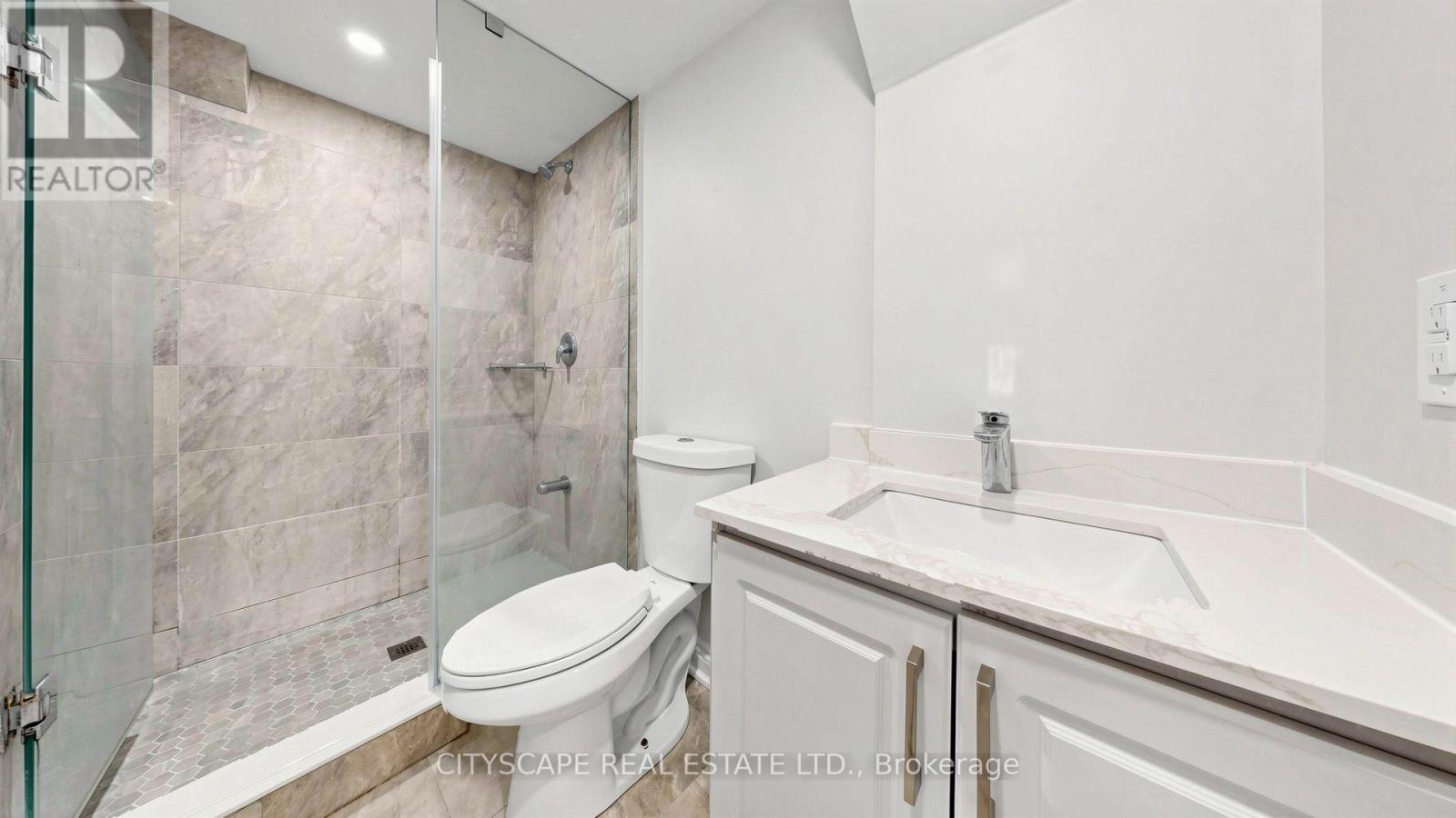 769 White Clover Way, Mississauga, Ontario  L5V 0C2 - Photo 38 - W13625690