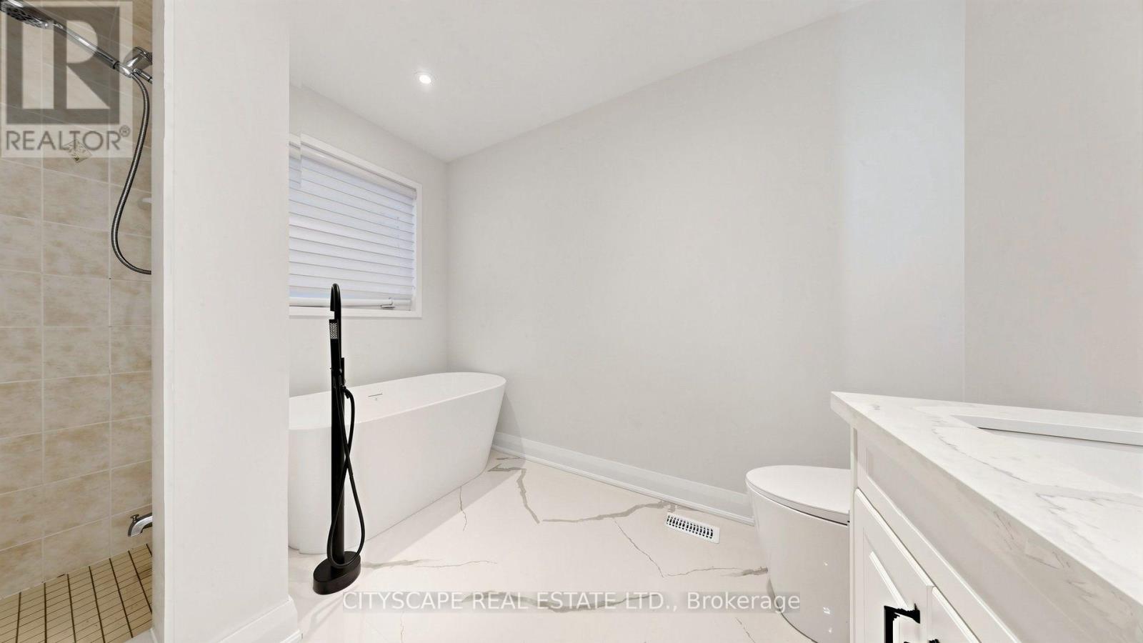 769 White Clover Way, Mississauga, Ontario  L5V 0C2 - Photo 20 - W13625690