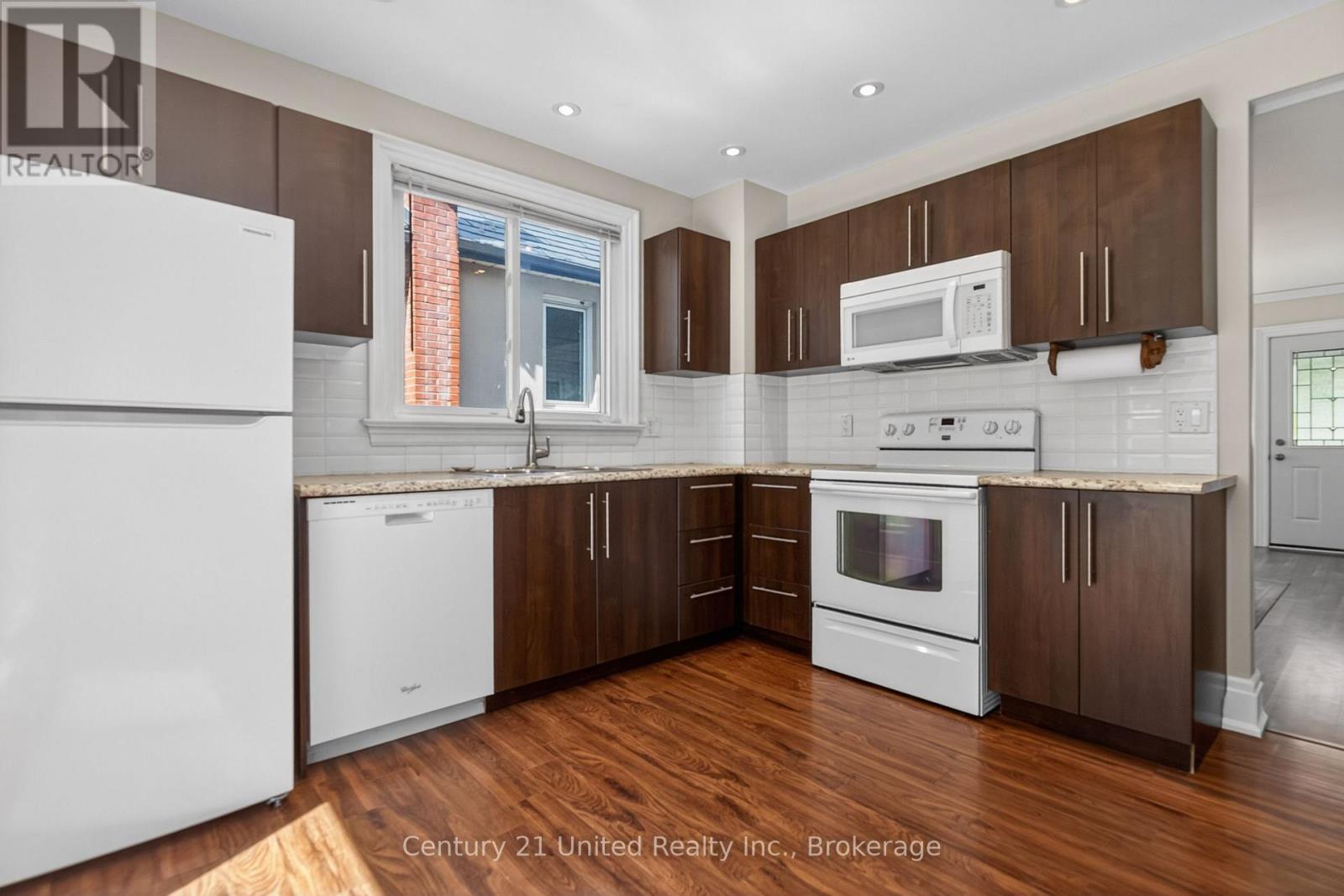 810 Byron Street S, Whitby, Ontario  L1N 4R8 - Photo 17 - E13171058