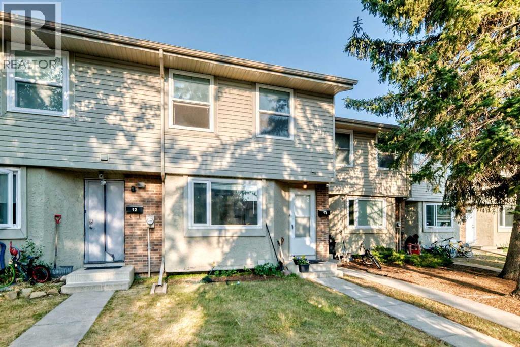 13, 123 Queensland Drive SE, calgary, Alberta