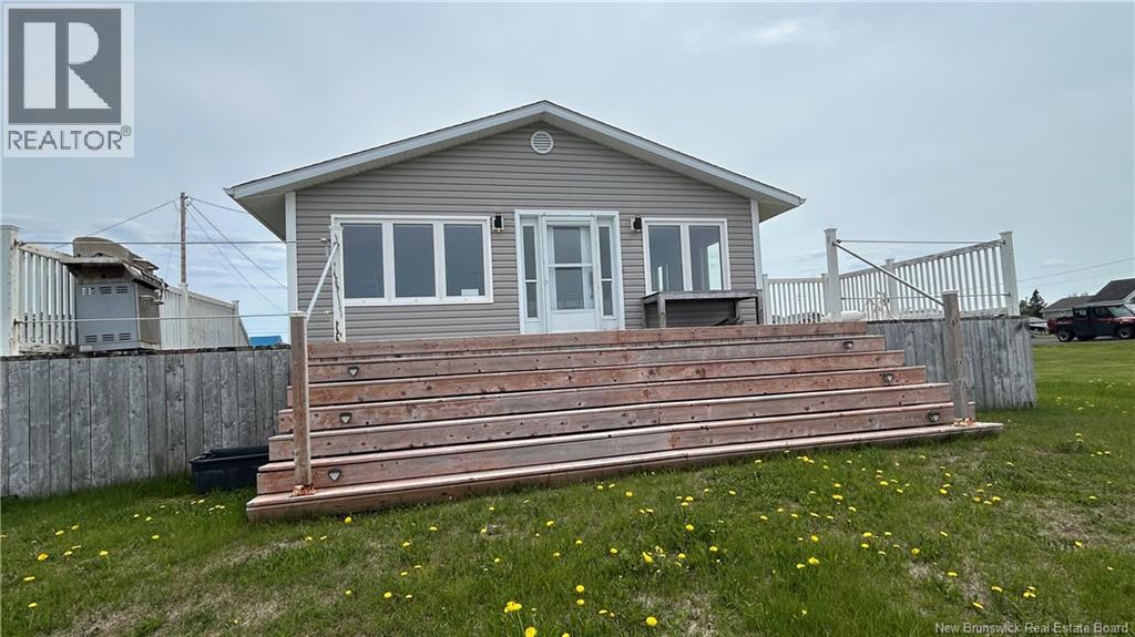 7731 2 Du Havre Street, Bas-Caraquet, New Brunswick  E1W 5W9 - Photo 3 - NB133616