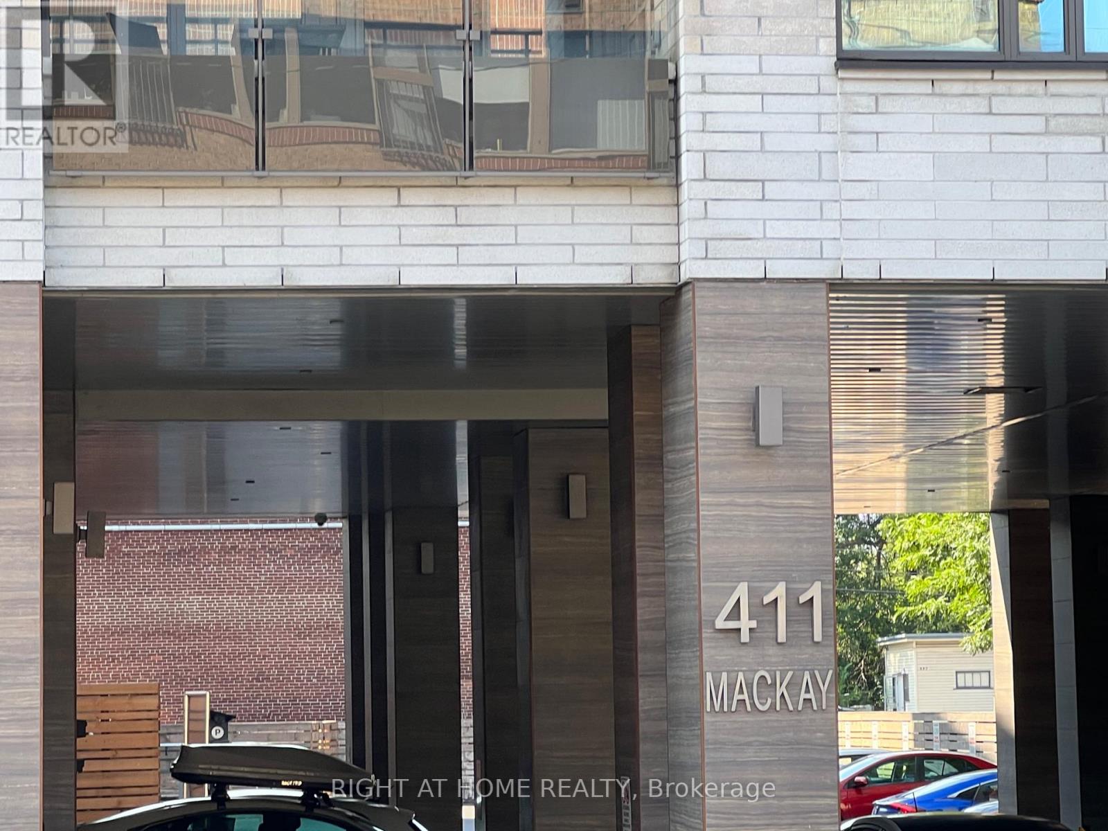 601 - 411 Mackay Street, Ottawa, Ontario  K1M 2C5 - Photo 2 - X13628760