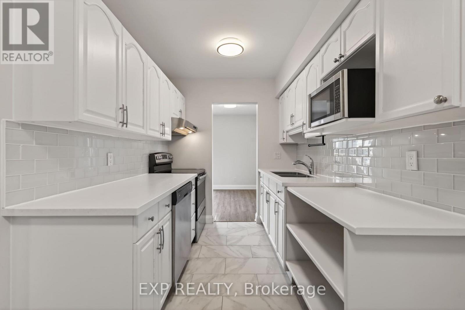 1551 Hoskins Crescent, Ottawa, Ontario K1C 2G3 - Photo 13 - X13628762
