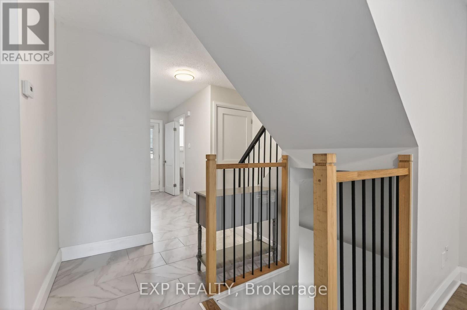 1551 Hoskins Crescent, Ottawa, Ontario K1C 2G3 - Photo 14 - X13628762