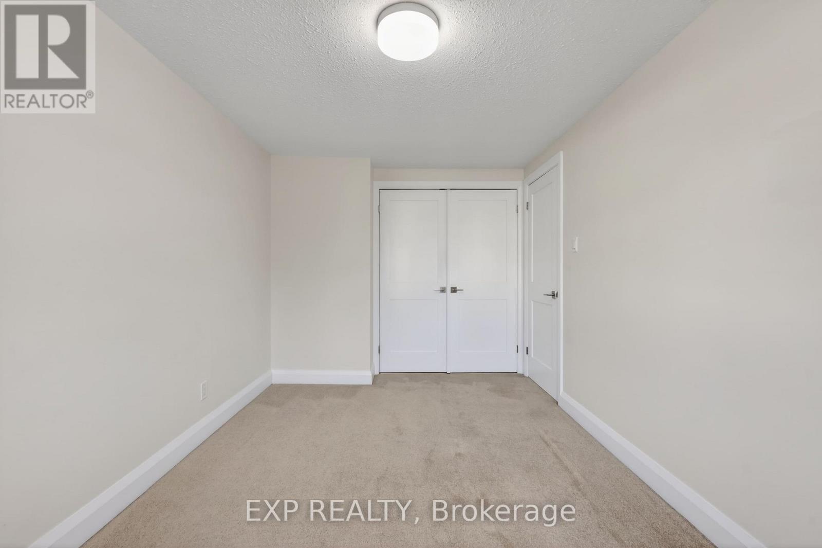 1551 Hoskins Crescent, Ottawa, Ontario K1C 2G3 - Photo 22 - X13628762