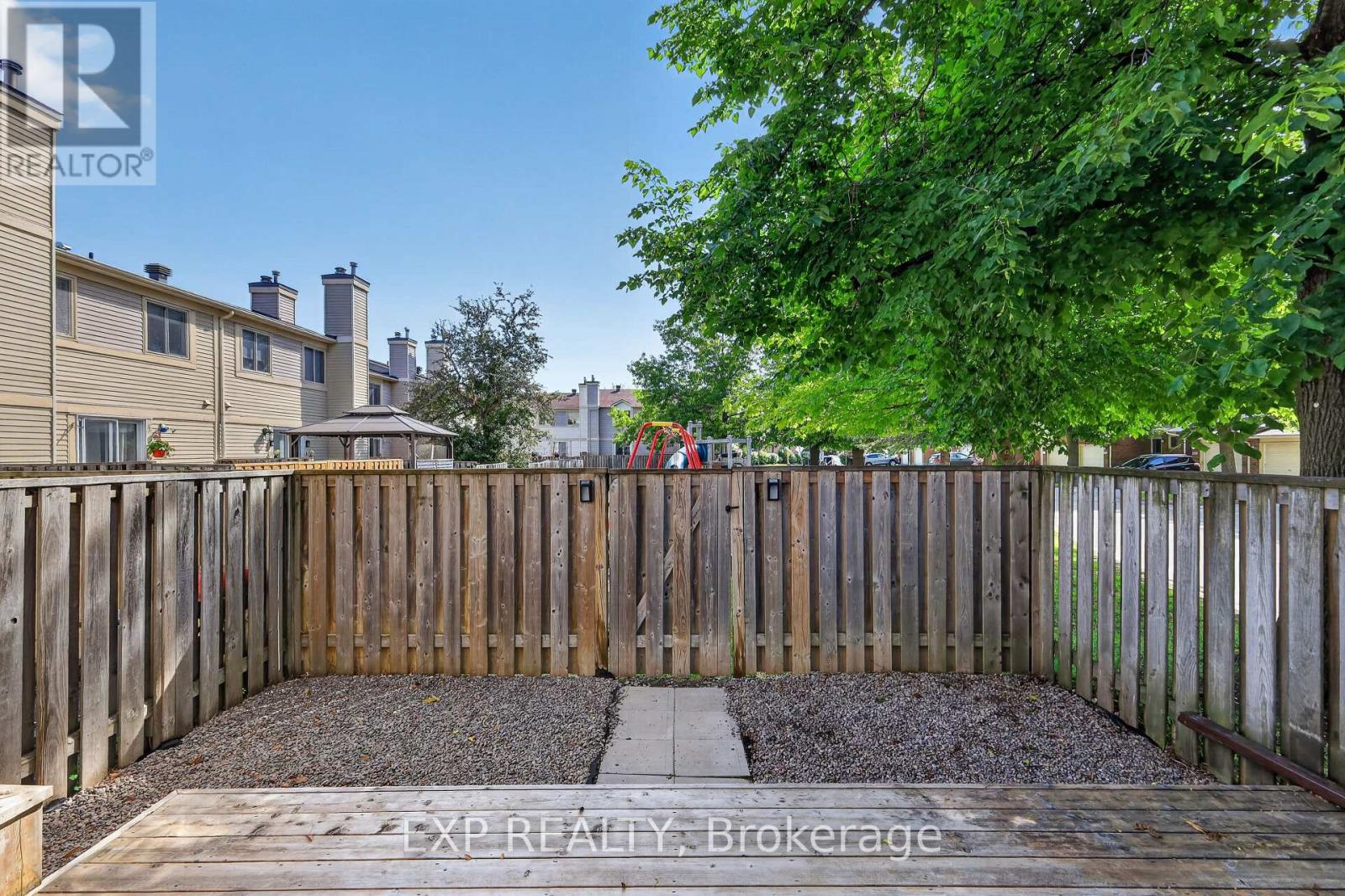 1551 Hoskins Crescent, Ottawa, Ontario K1C 2G3 - Photo 37 - X13628762