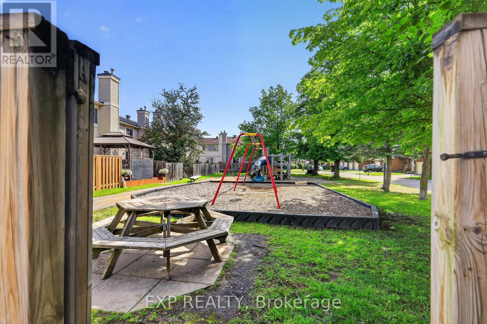 1551 Hoskins Crescent, Ottawa, Ontario K1C 2G3 - Photo 40 - X13628762