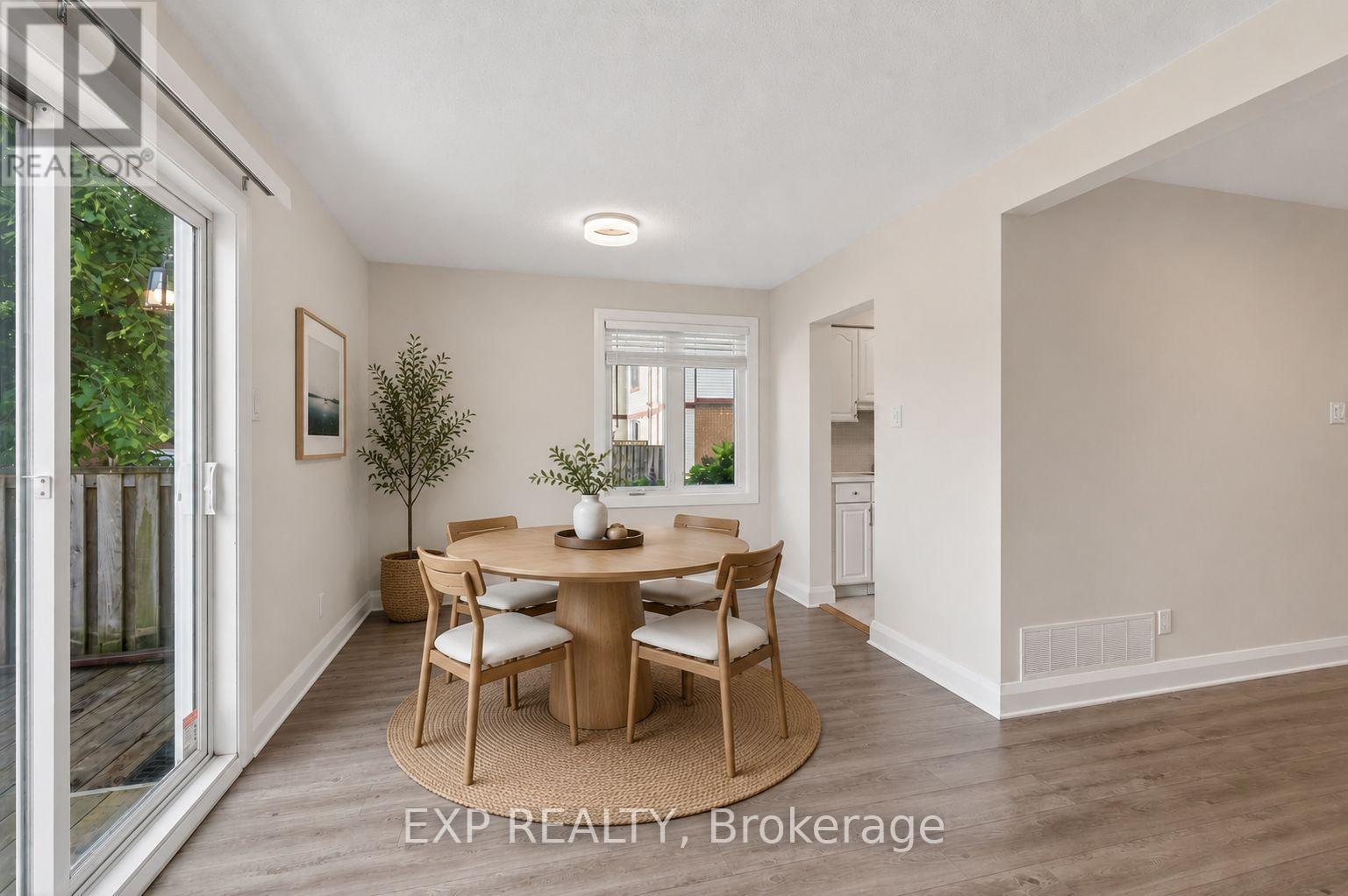 1551 Hoskins Crescent, Ottawa, Ontario K1C 2G3 - Photo 7 - X13628762