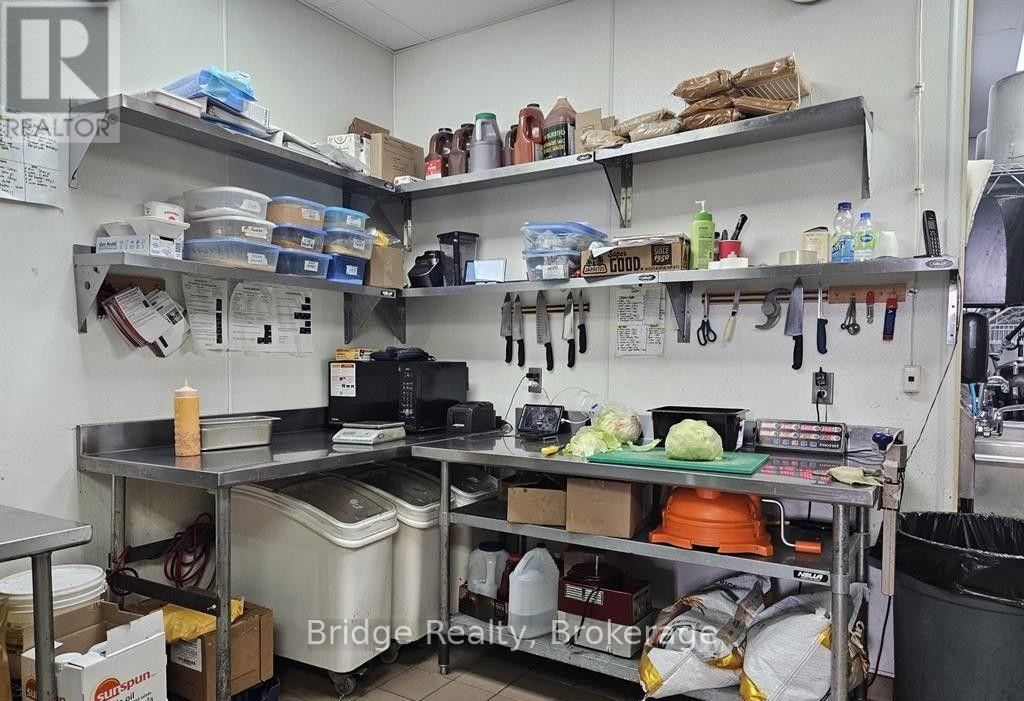 Building 4 - 1782 Stonechurch Road E, Hamilton, Ontario  L8J 0B4 - Photo 23 - X13628804