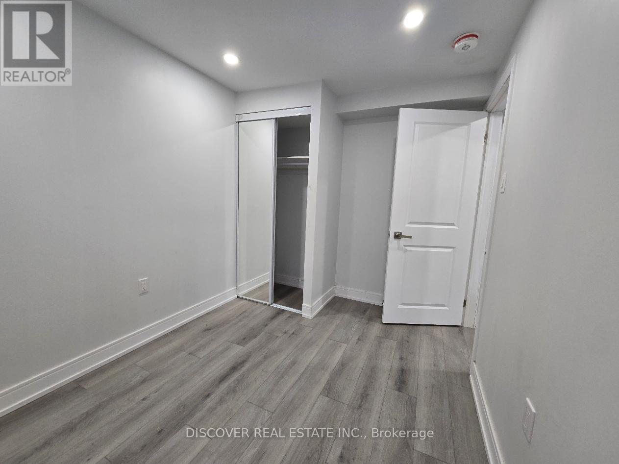 Apartment # 2 - 186 Floradale Drive, Mississauga, Ontario  L5B 1G3 - Photo 3 - W13231356