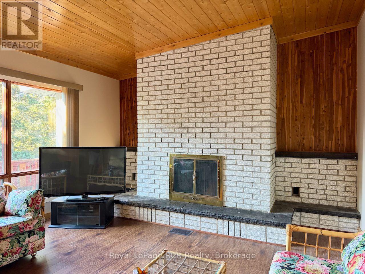 2 William Street, Northern Bruce Peninsula, Ontario  N0H 1W0 - Photo 11 - X13628798