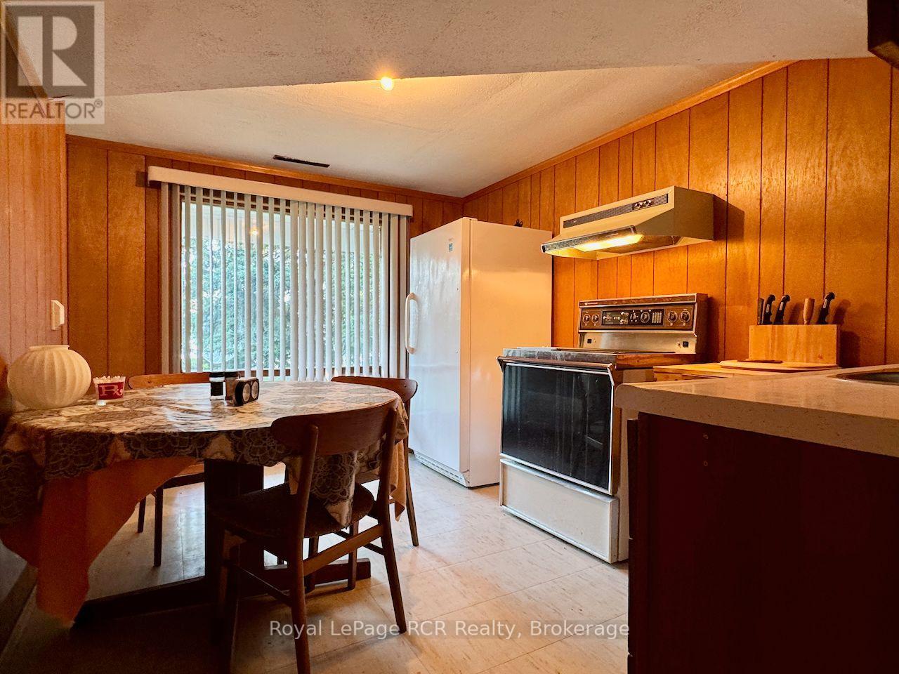 2 William Street, Northern Bruce Peninsula, Ontario  N0H 1W0 - Photo 28 - X13628798
