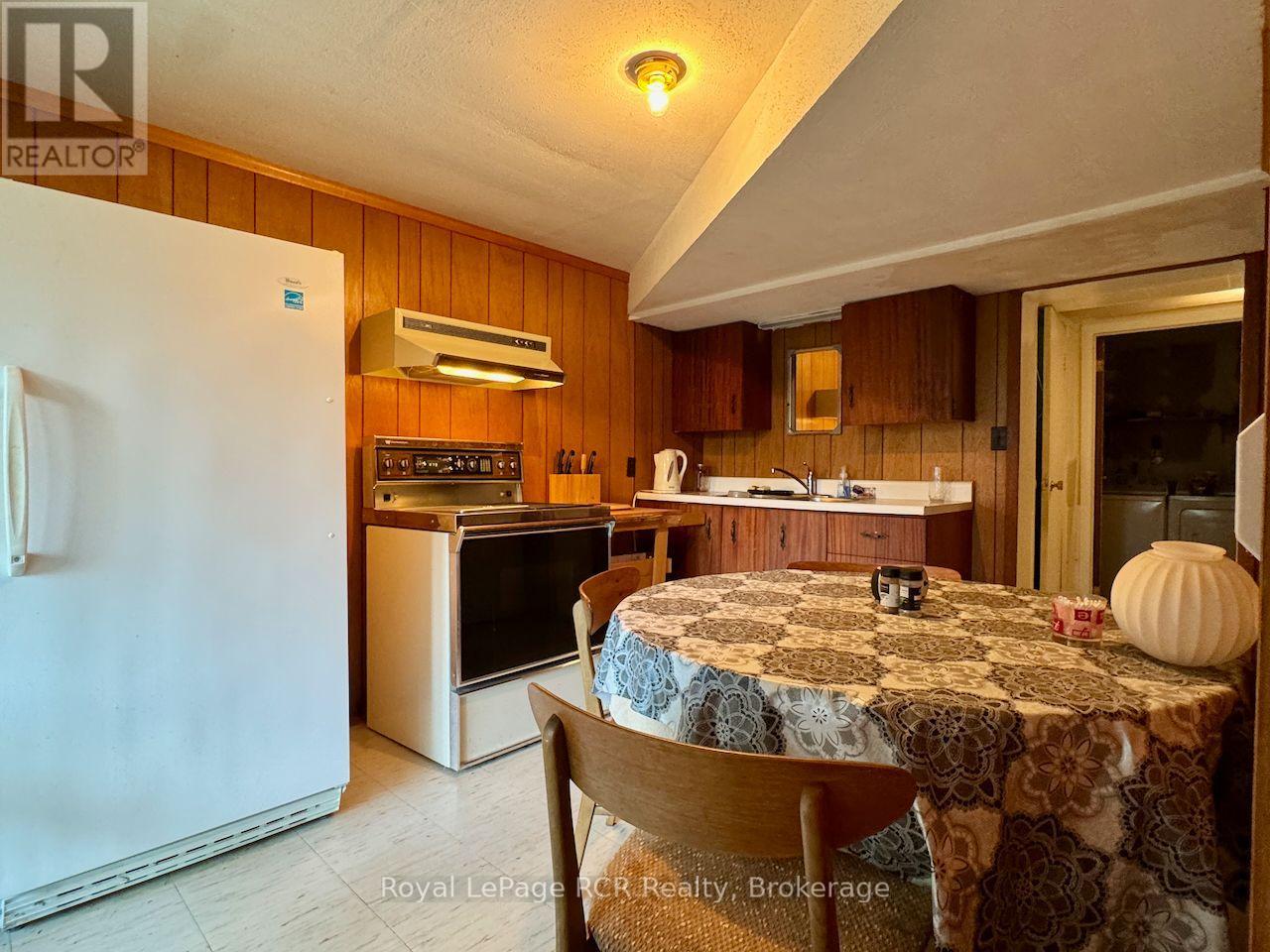2 William Street, Northern Bruce Peninsula, Ontario  N0H 1W0 - Photo 29 - X13628798