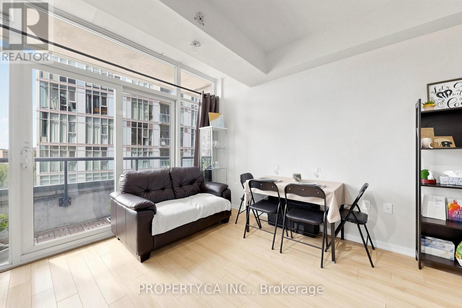 819w - 36 Lisgar Street, Toronto, Ontario  M6J 0C7 - Photo 6 - C13628734