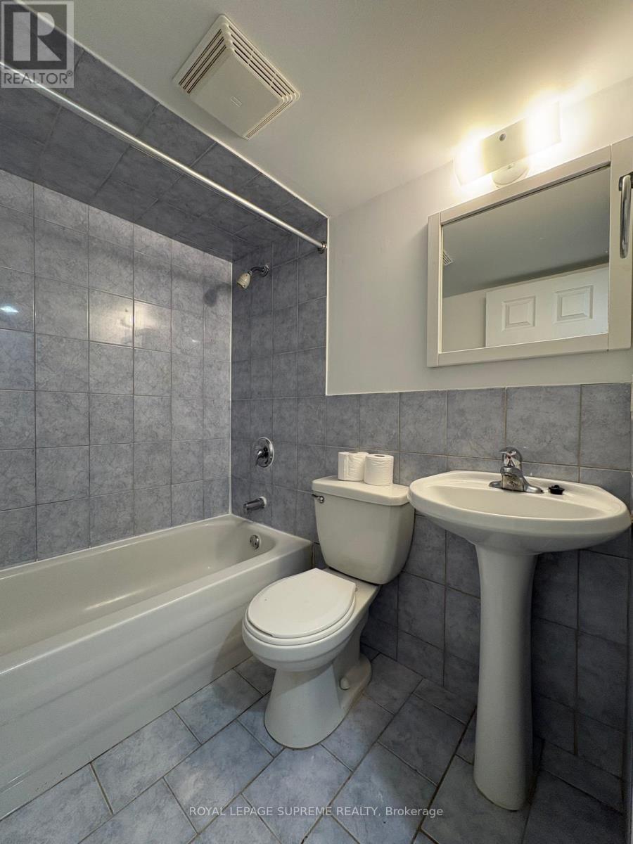 One - 1109 Davenport Road, Toronto, Ontario  M6G 2C3 - Photo 10 - C13628738