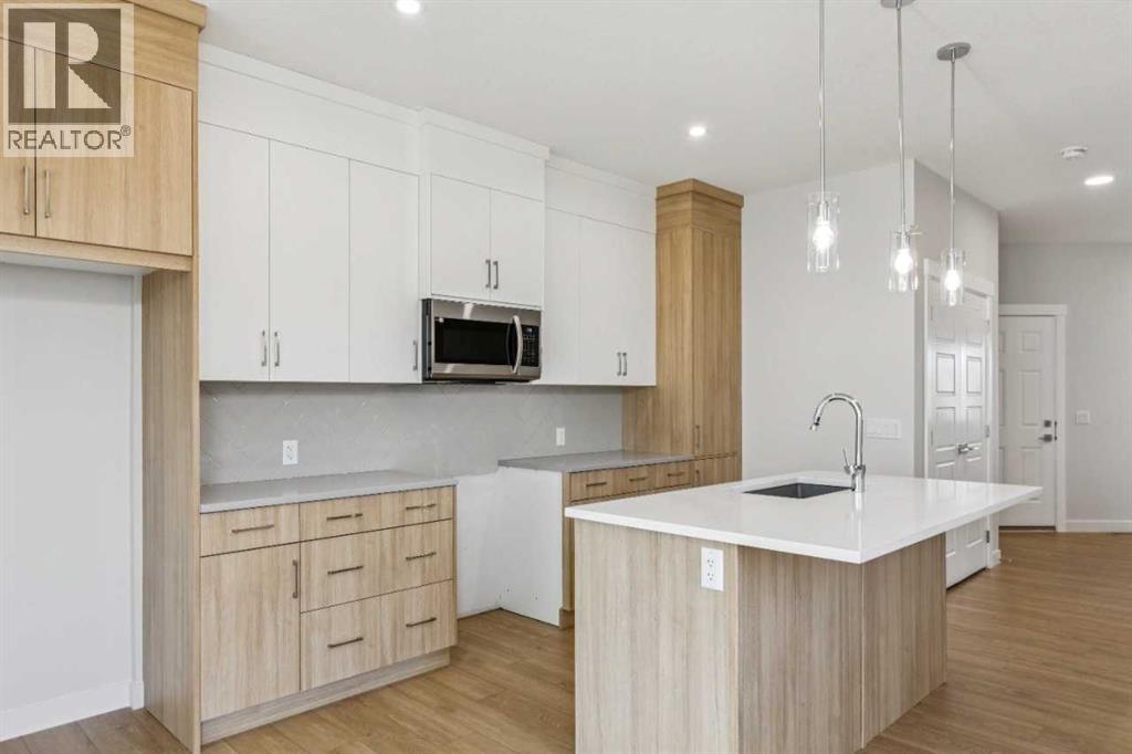 73 Southborough Square, Cochrane, Alberta  T4C 3J7 - Photo 11 - A2311690