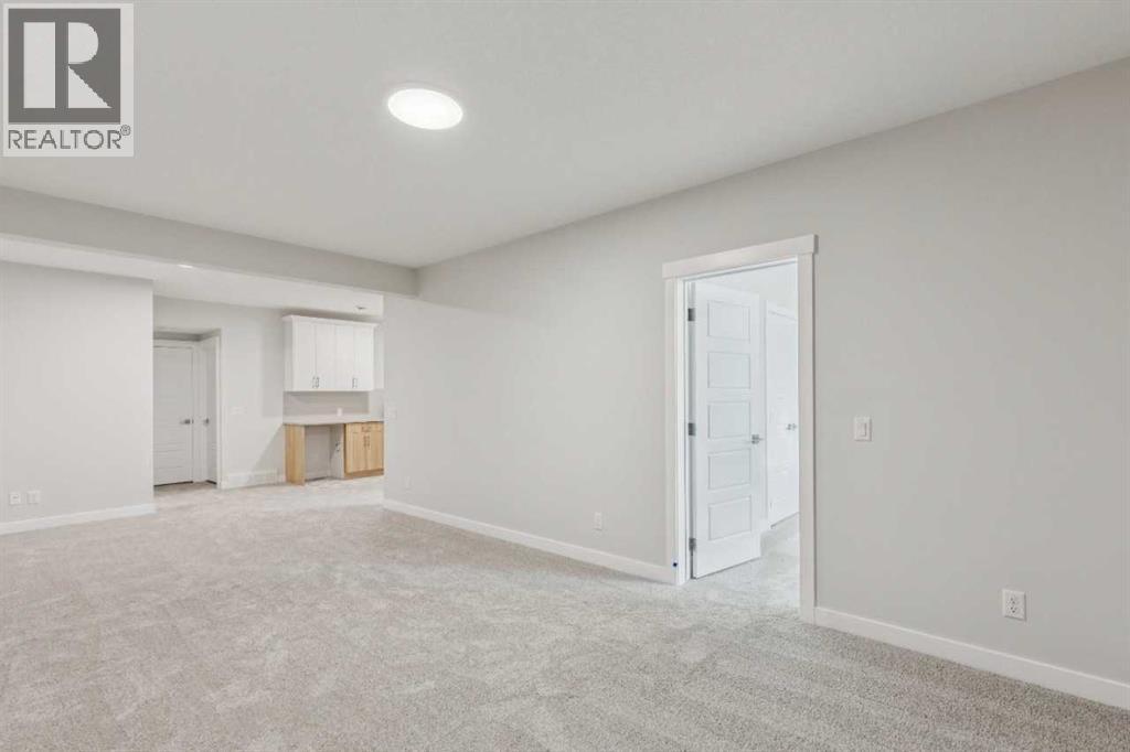 73 Southborough Square, Cochrane, Alberta  T4C 3J7 - Photo 28 - A2311690