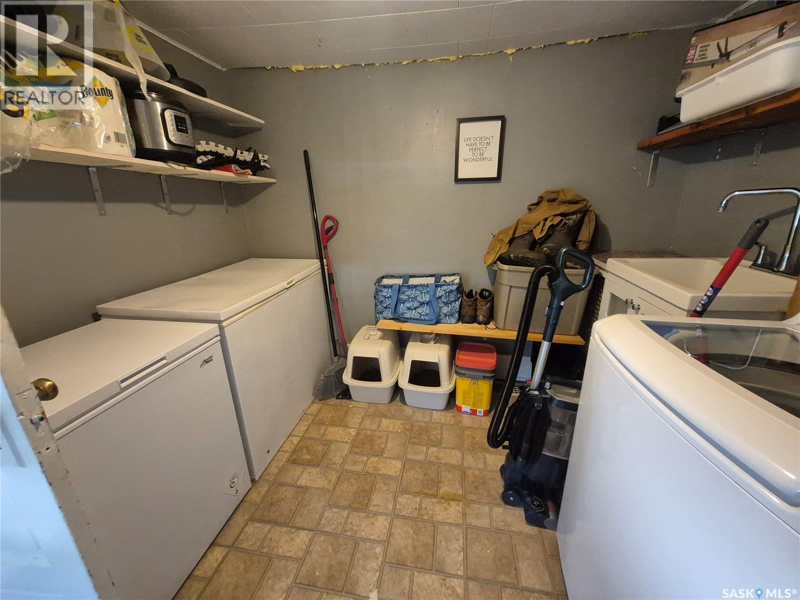 729 Bertrand Avenue, Radville, Saskatchewan  S0C 2G0 - Photo 14 - SK044268