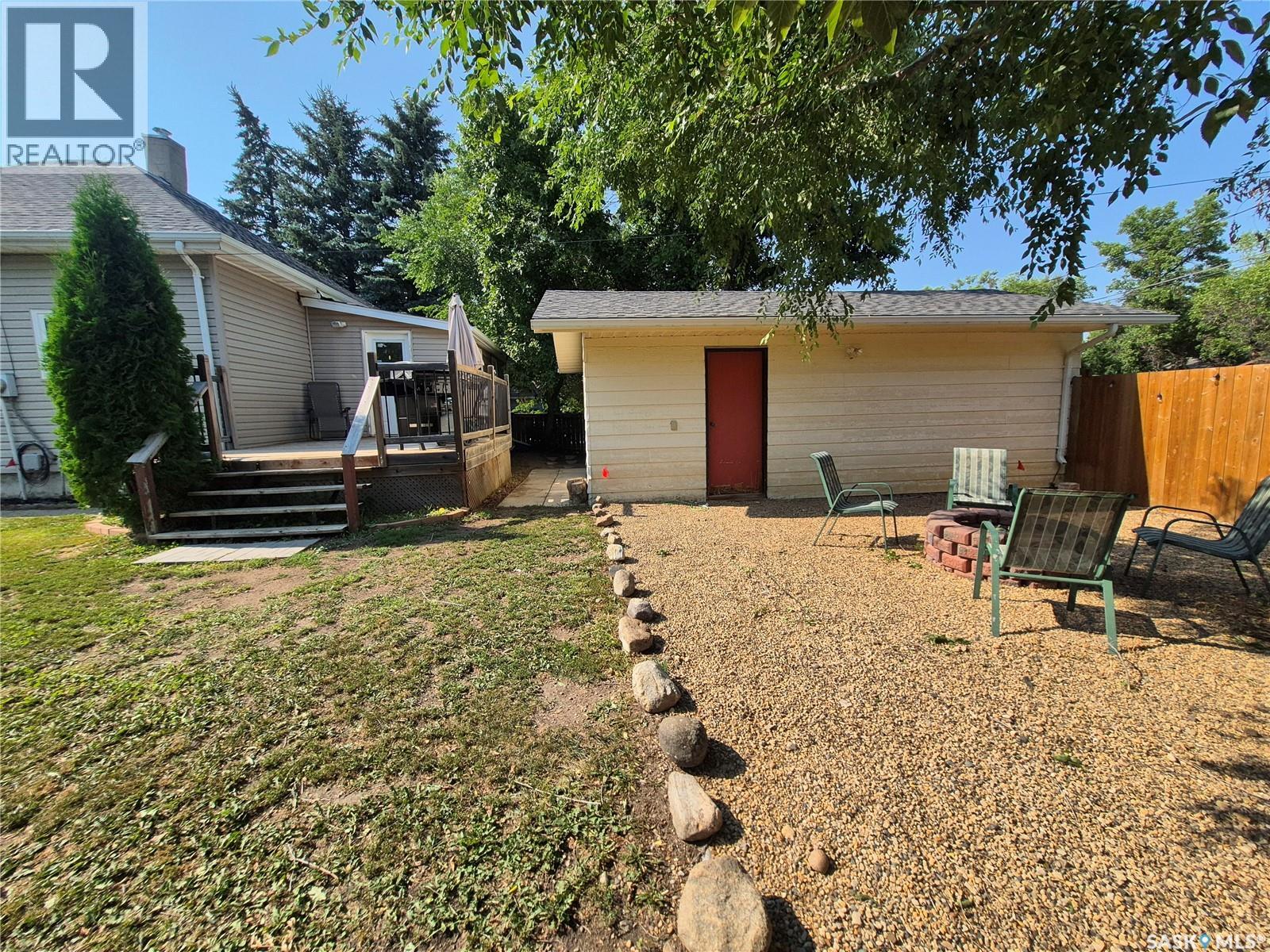 729 Bertrand Avenue, Radville, Saskatchewan  S0C 2G0 - Photo 38 - SK044268