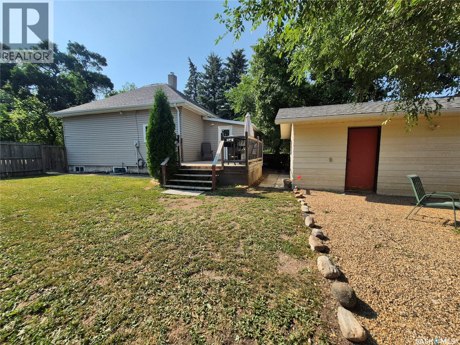 729 Bertrand Avenue, Radville, Saskatchewan  S0C 2G0 - Photo 39 - SK044268