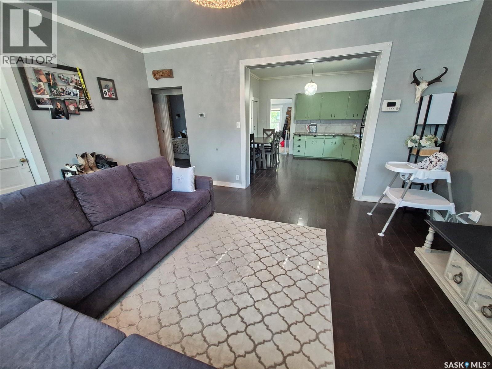 729 Bertrand Avenue, Radville, Saskatchewan  S0C 2G0 - Photo 6 - SK044268