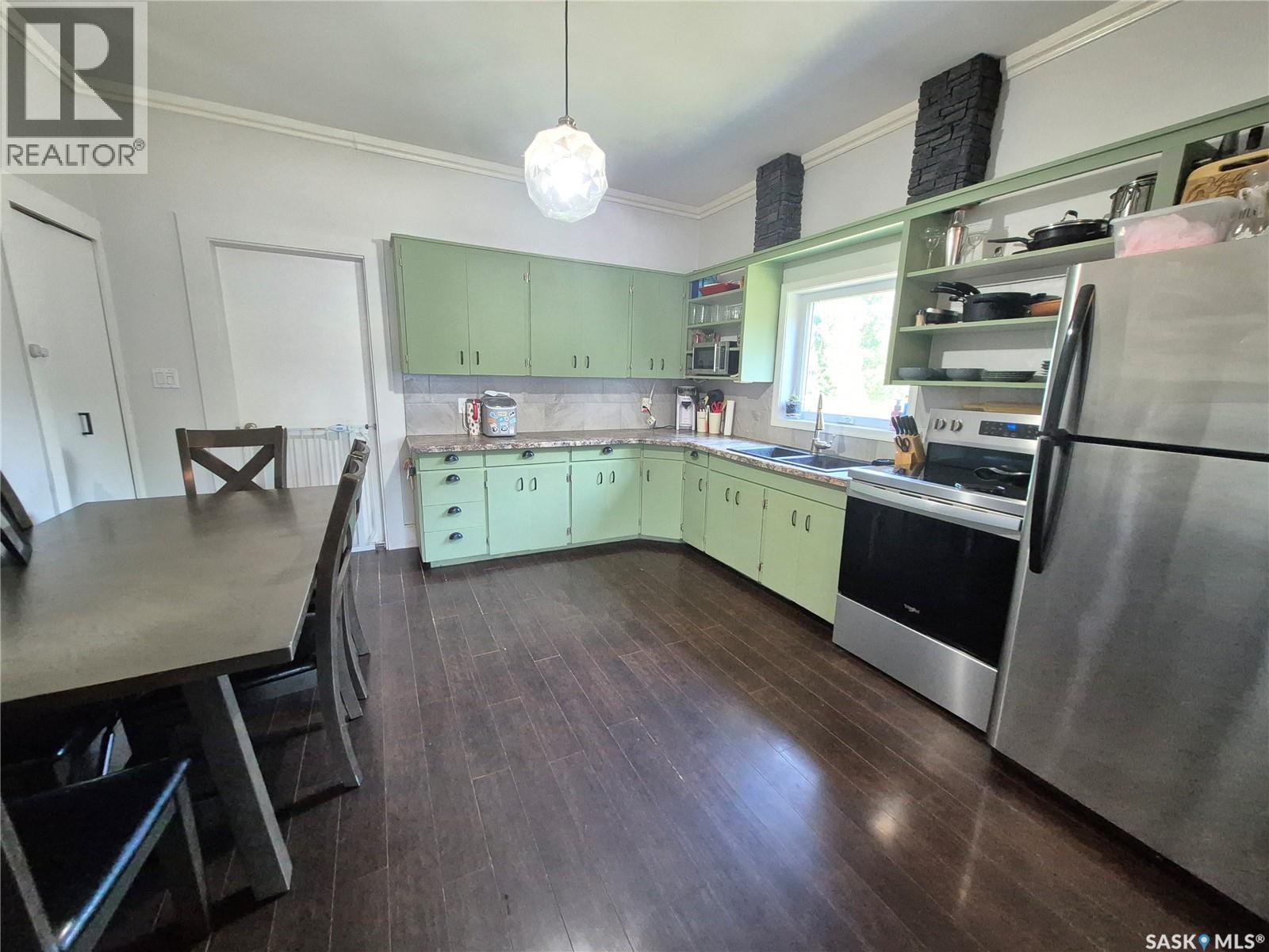 729 Bertrand Avenue, Radville, Saskatchewan  S0C 2G0 - Photo 8 - SK044268