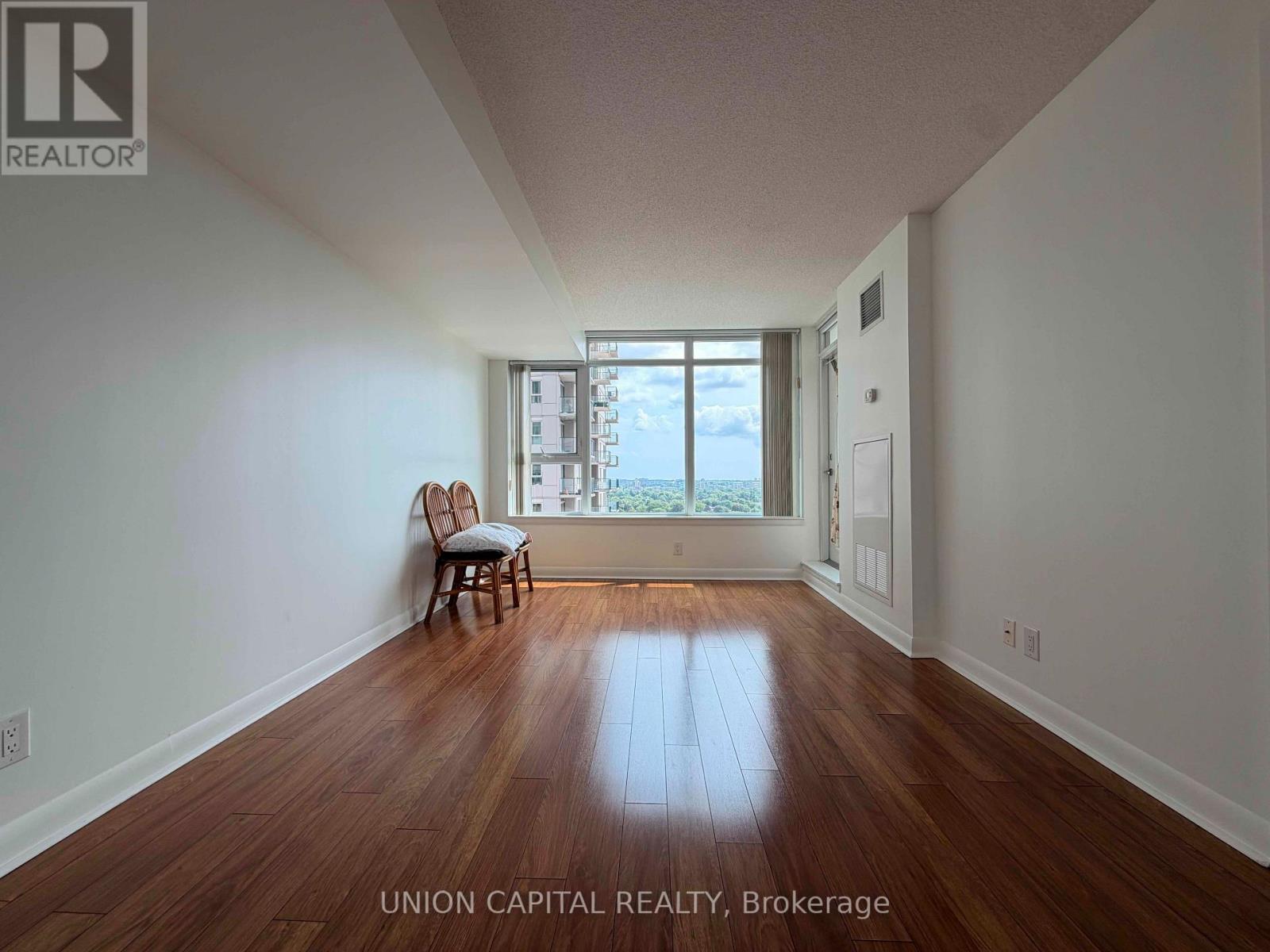 1807 - 25 Town Centre Court, Toronto, Ontario  M1P 0B4 - Photo 3 - E13628824