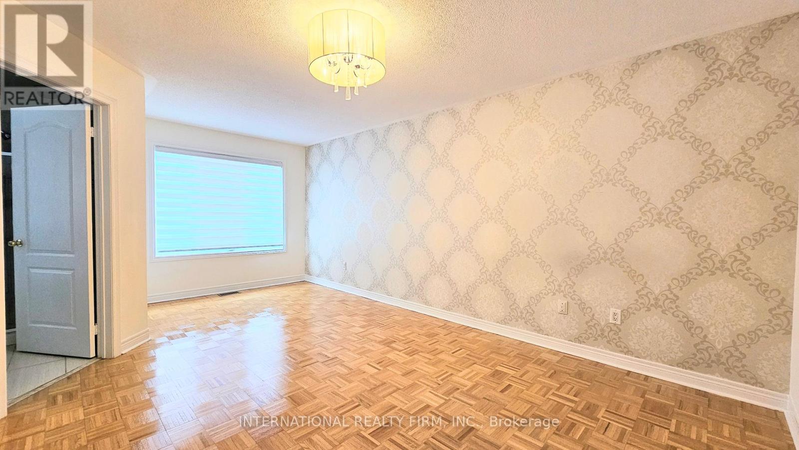195 Warwick Crescent, Newmarket, Ontario  L3X 2S3 - Photo 14 - N13465844