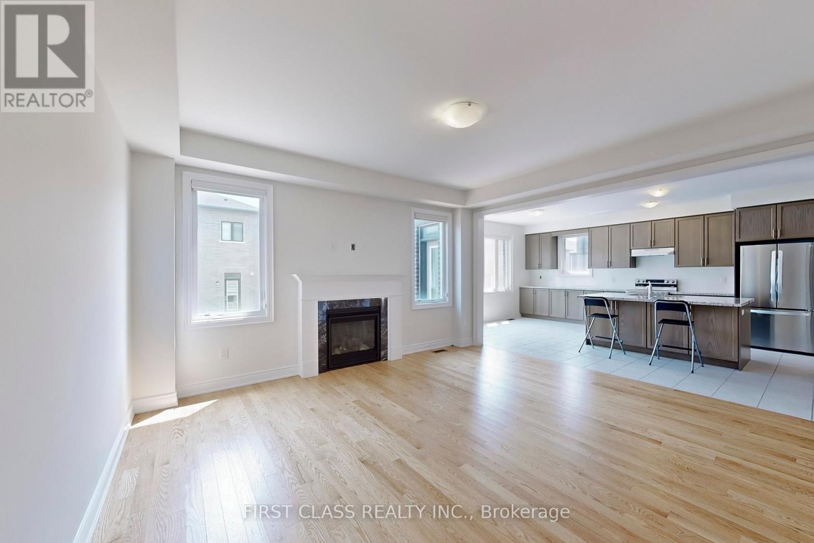 51 Current Drive, Richmond Hill, Ontario  L4S 1L9 - Photo 3 - N13628784