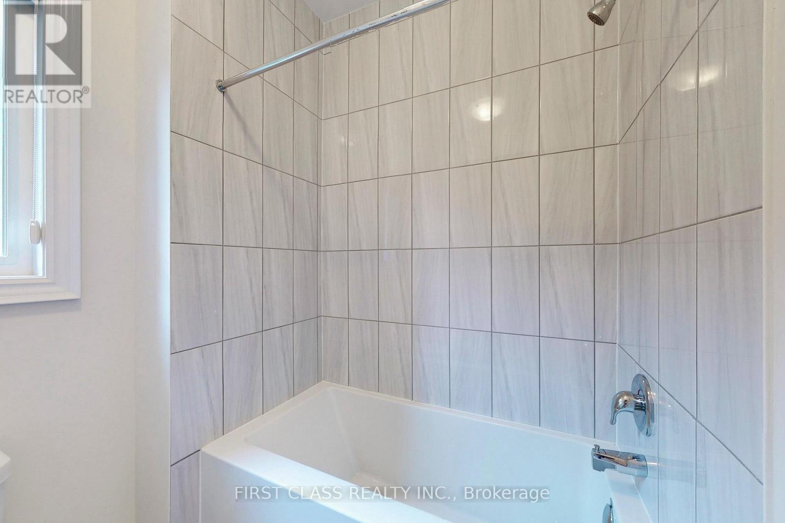 51 Current Drive, Richmond Hill, Ontario  L4S 1L9 - Photo 37 - N13628784
