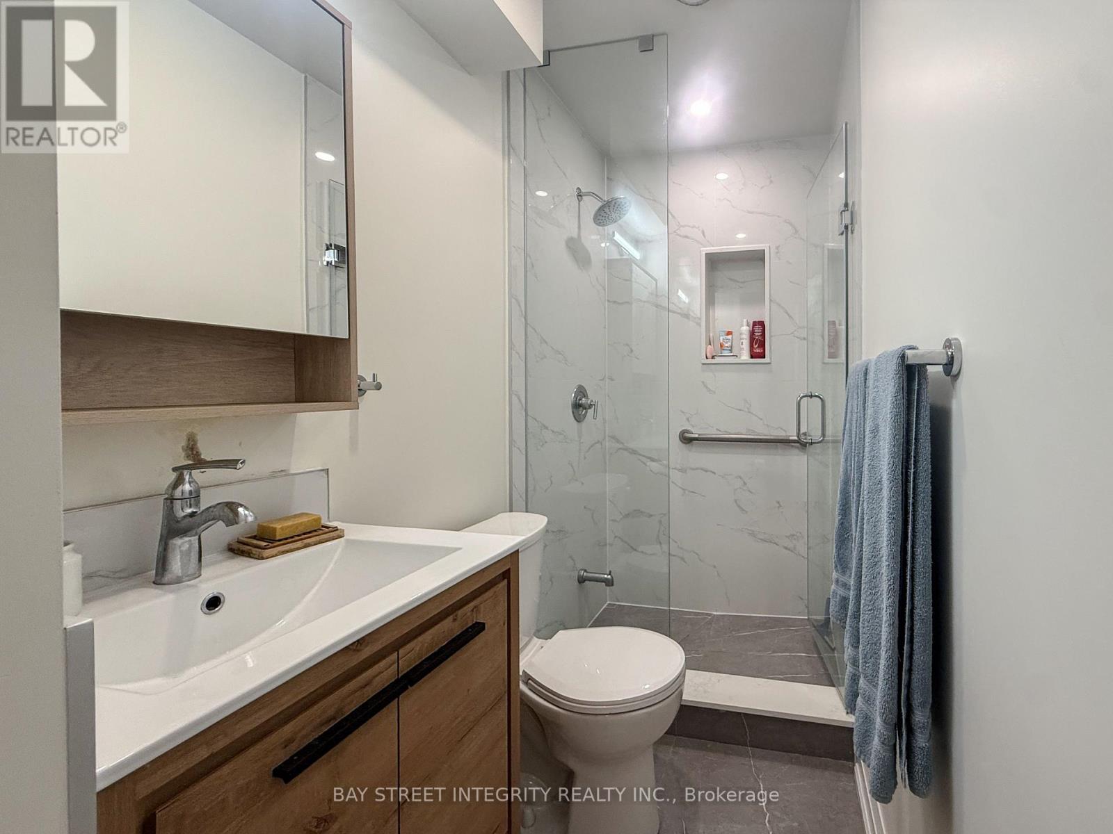 Laneway - 598 Crawford Street, Toronto, Ontario M6G 3K2 - Photo 17 - C13552778
