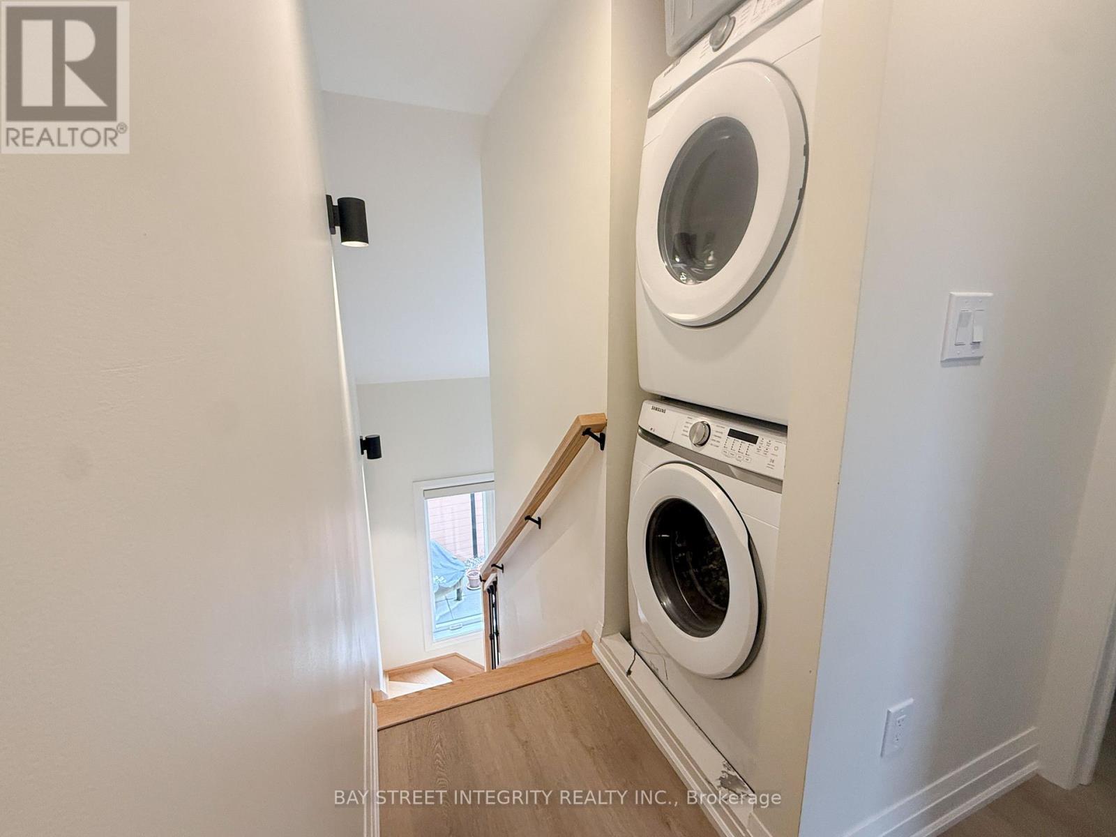 Laneway - 598 Crawford Street, Toronto, Ontario M6G 3K2 - Photo 13 - C13552778