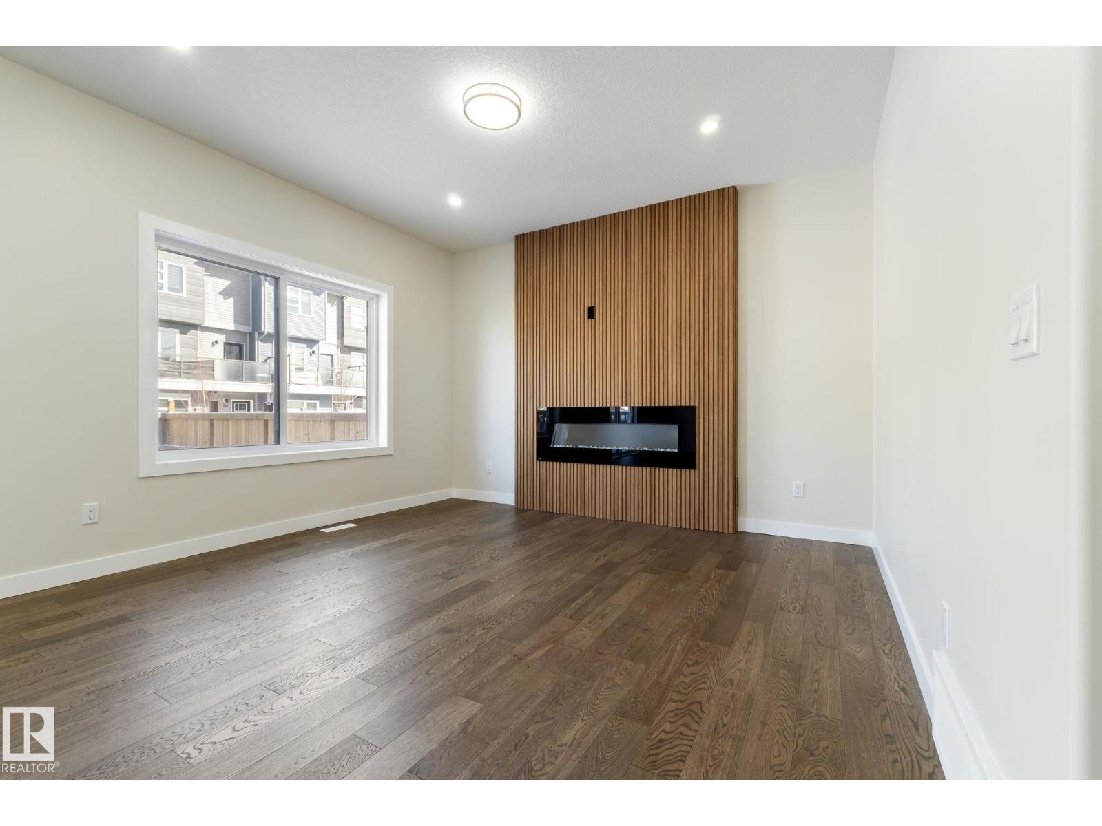 Unknown Address, ,    - Photo 22 - E4501764