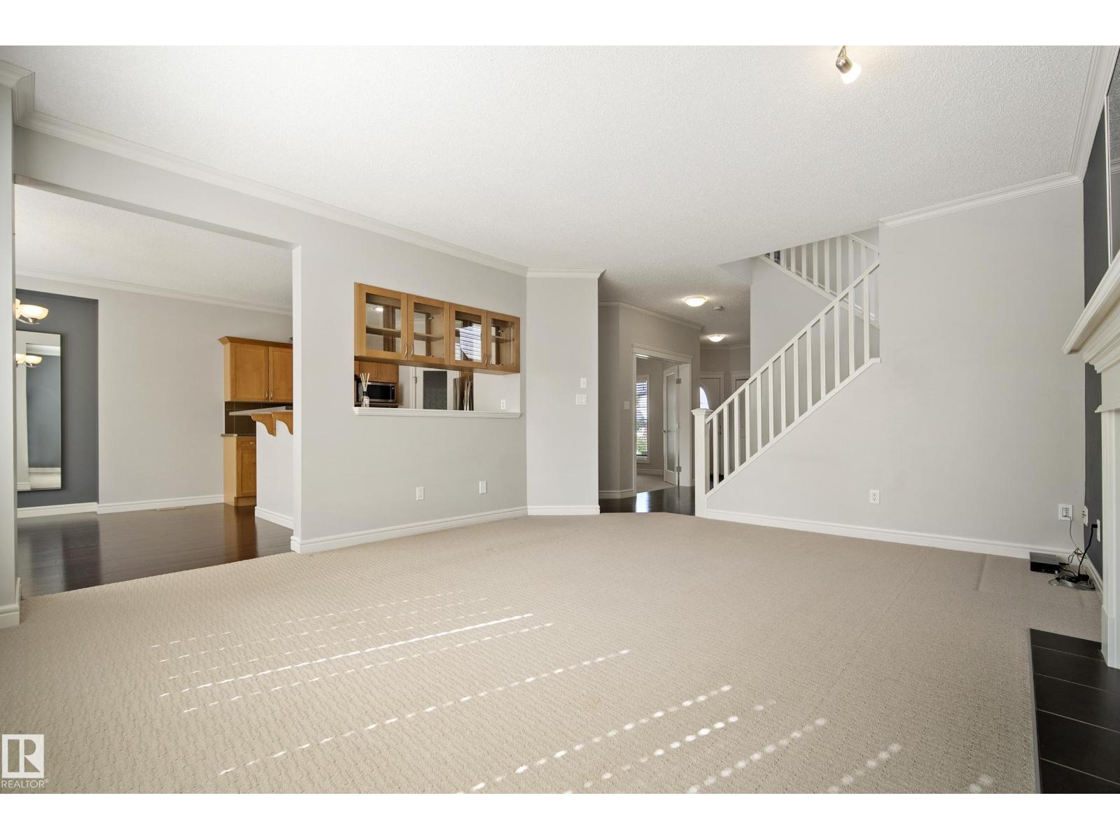 8385 Shaske Cr NW, Edmonton, Alberta  T6R 0B4 - Photo 10 - E4501763