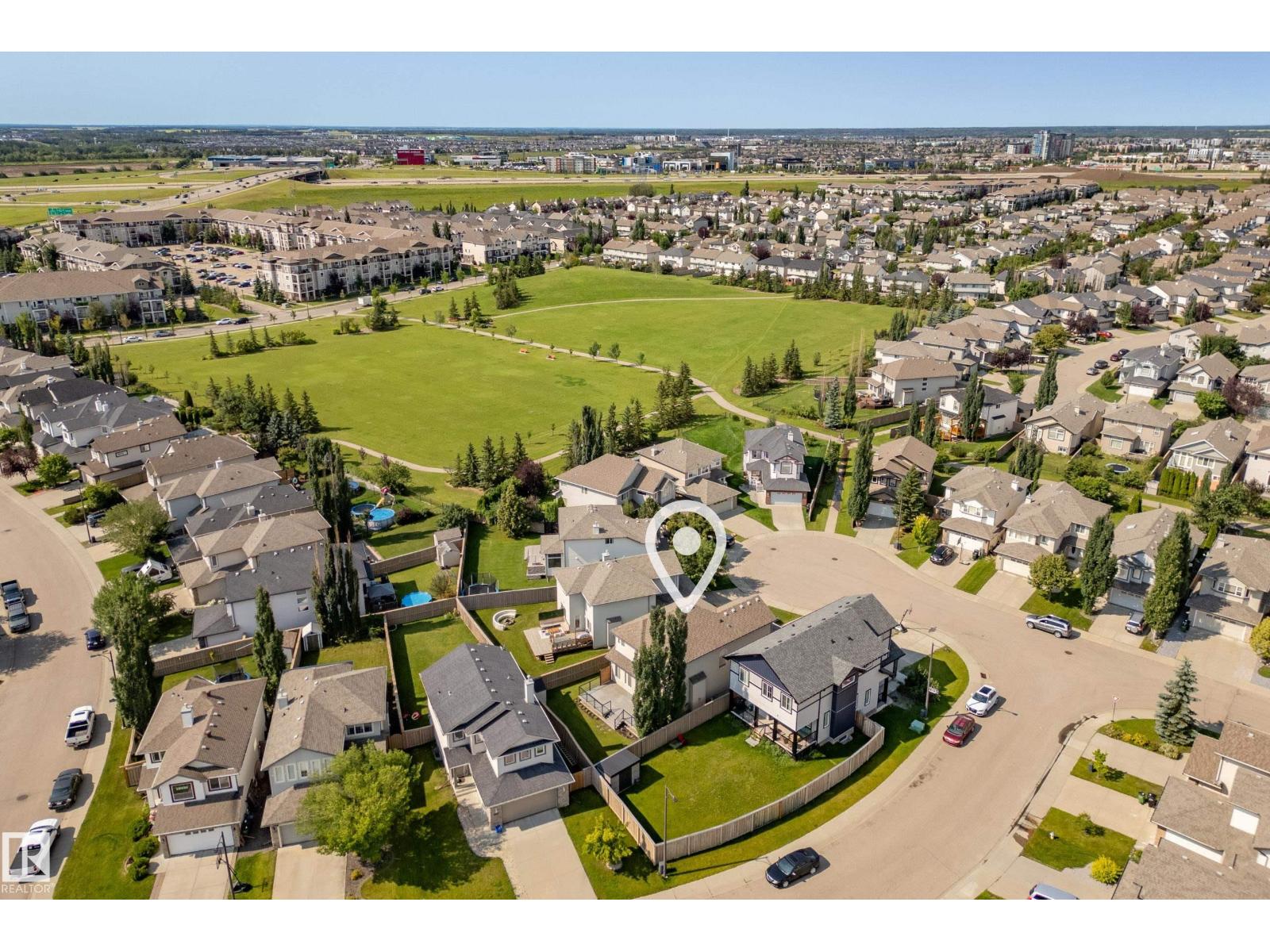 8385 Shaske Cr NW, Edmonton, Alberta  T6R 0B4 - Photo 3 - E4501763