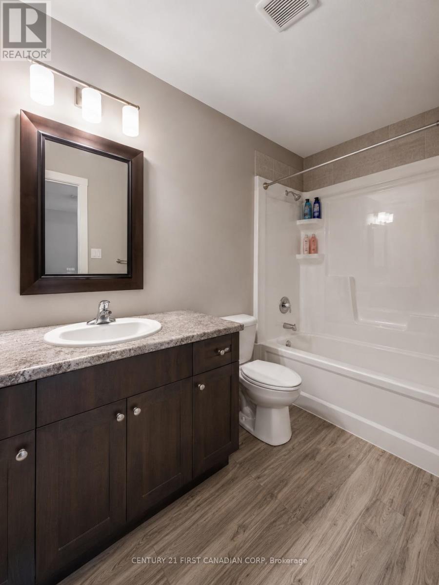 72 - 2070 Meadowgate Boulevard, London South, Ontario  N6M 0H5 - Photo 13 - X13628888