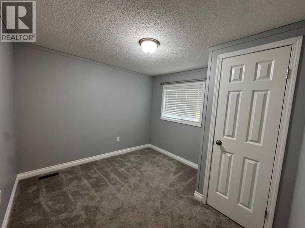 18 Mckay Place, Blackfalds, Alberta  T4M 0X5 - Photo 17 - A2331808