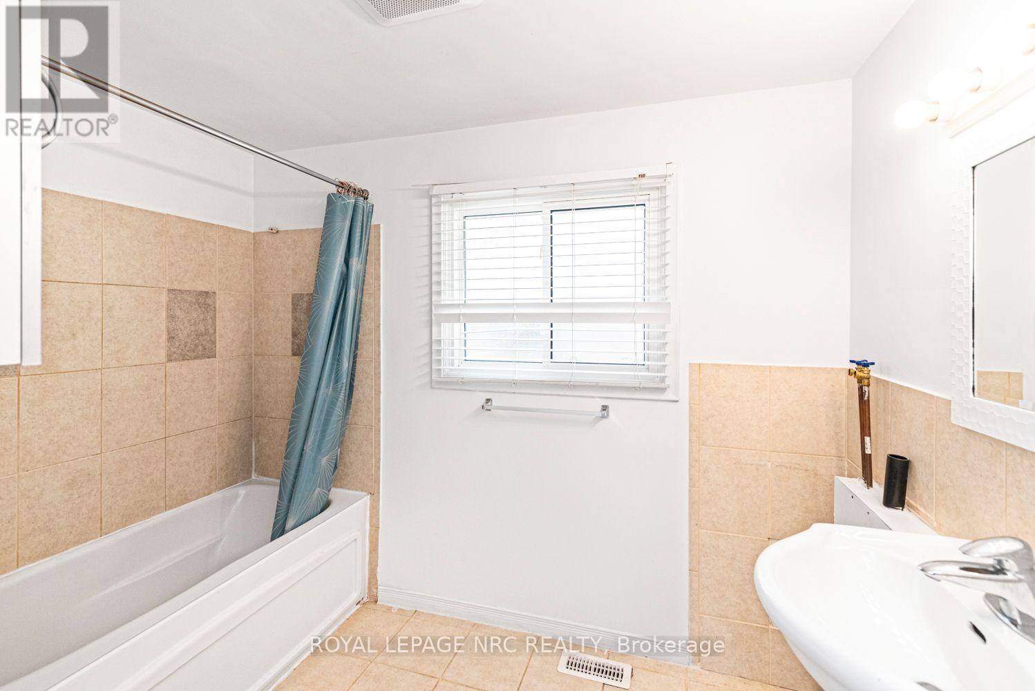 100 Mountain Avenue N, Hamilton (Stoney Creek), Ontario L8G 3P7 - Photo 25 - X13628906