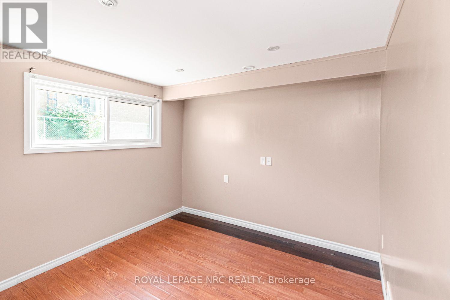 100 Mountain Avenue N, Hamilton (Stoney Creek), Ontario L8G 3P7 - Photo 30 - X13628906