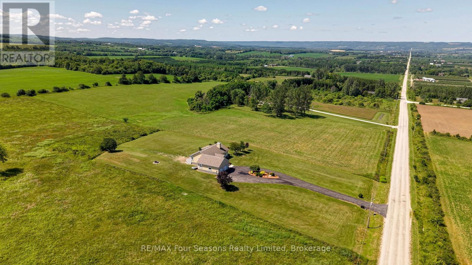 728454 21st Side Road, Blue Mountains, Ontario  N0H 1J0 - Photo 32 - X13628878