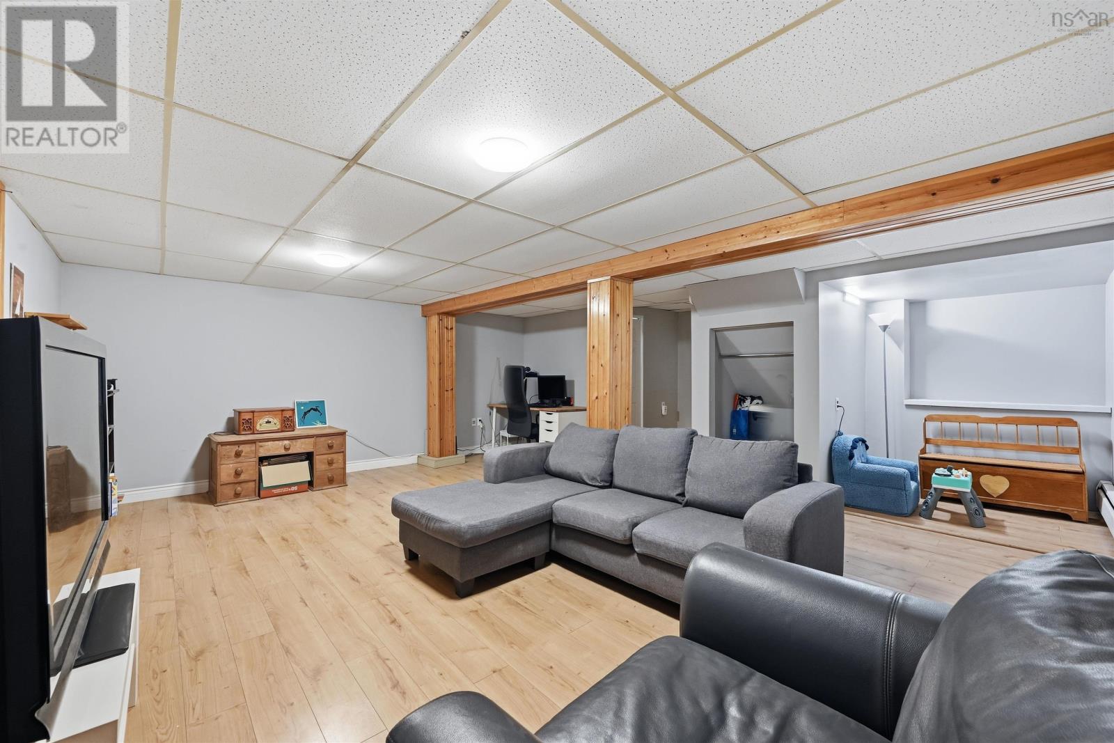 21 Lewis Drive, Bedford, Nova Scotia  B4B 1C1 - Photo 28 - 202616369