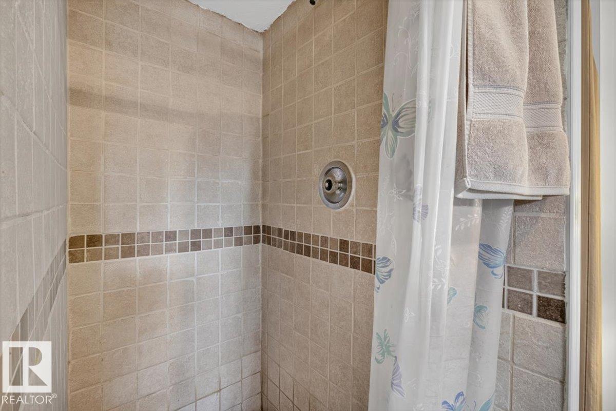 17781 81 Av NW, Edmonton, Alberta  T5T 1L4 - Photo 32 - E4501768