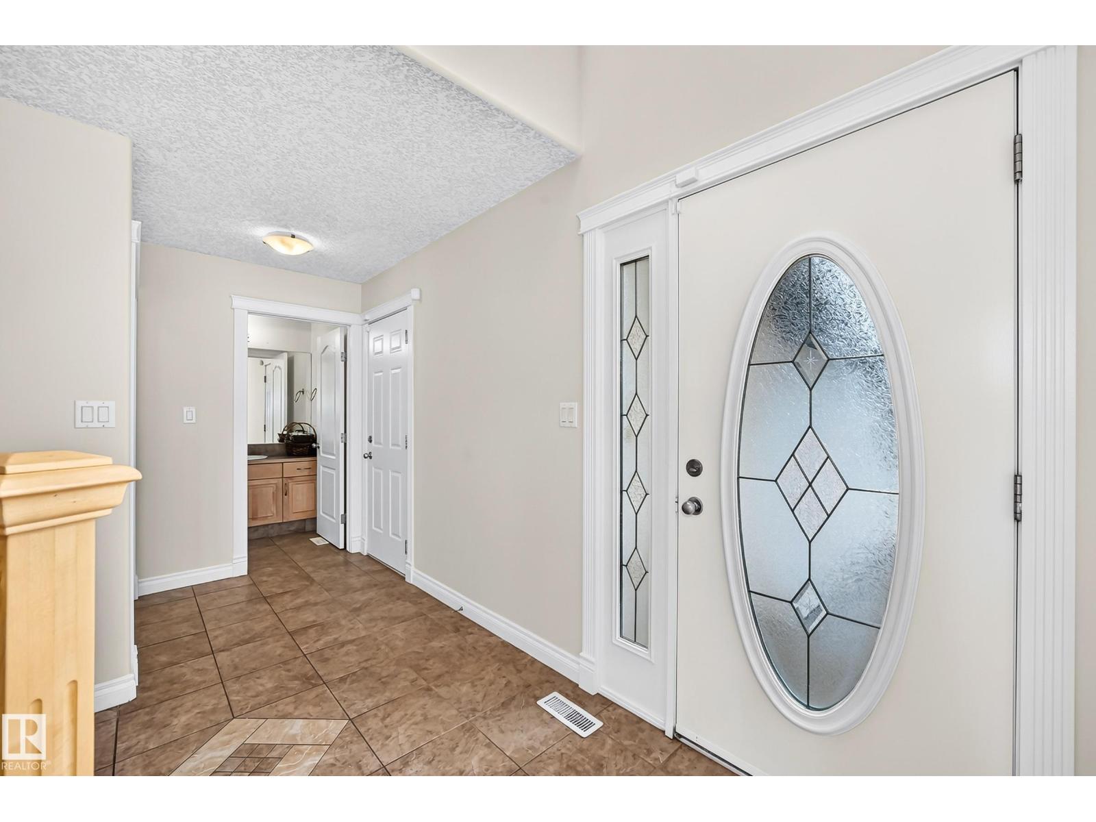 16619 72 St NW, Edmonton, Alberta  T5Z 3Z7 - Photo 4 - E4501769
