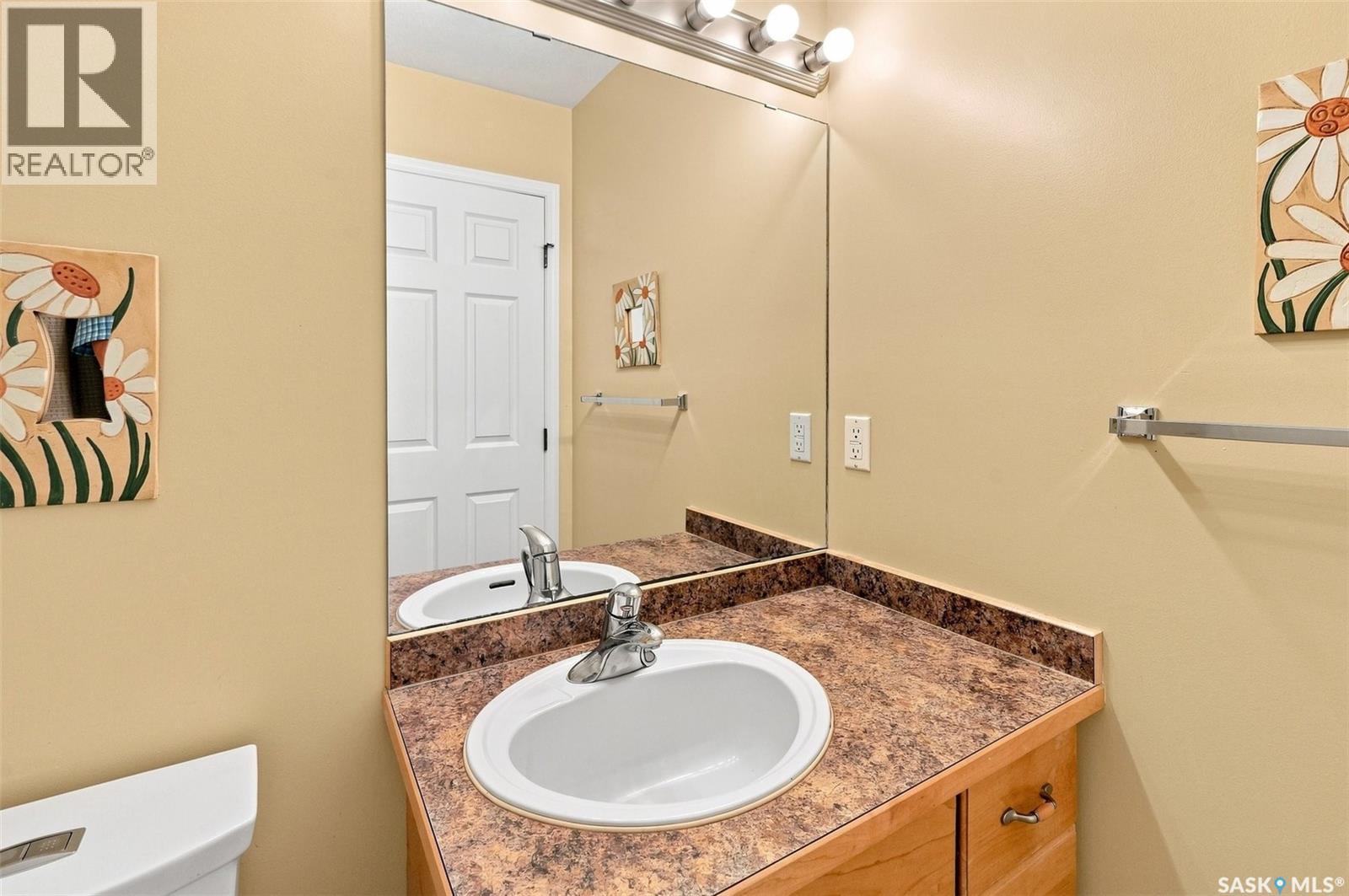 238 Blackburn Crescent, Saskatoon, Saskatchewan  S7V 1E9 - Photo 21 - SK044215